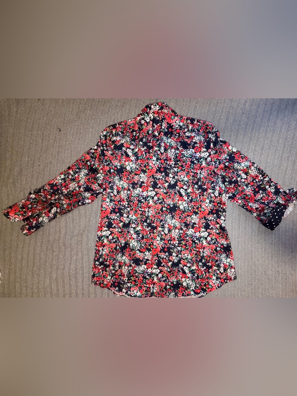Chaps No Iron Navy Floral Button-Down Shirt with Contrast Cuffs. Size XL - Picture 5 of 8